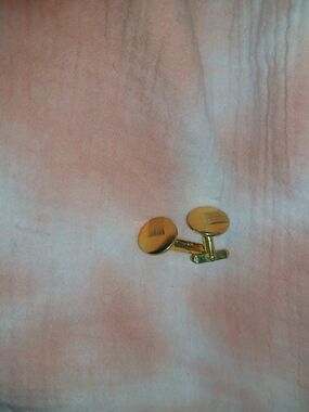 Vintage SWANK Gold Round Men’s Cufflinks